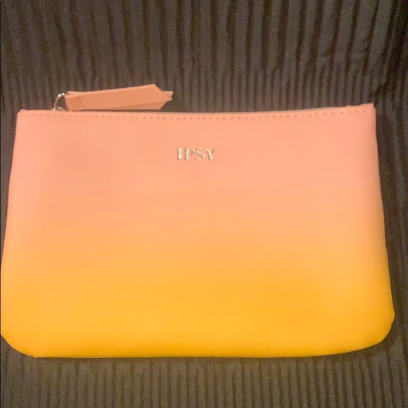 Small Makeup bags set of 3 - Picture 2 of 4